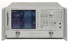 Bộ phân tích mạng được sử dụng Agilent 8722 ET